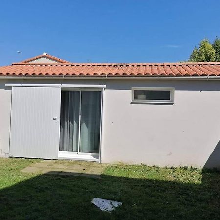 Petit T2 Proche Centre Ville La Roche-sur-Yon Buitenkant foto